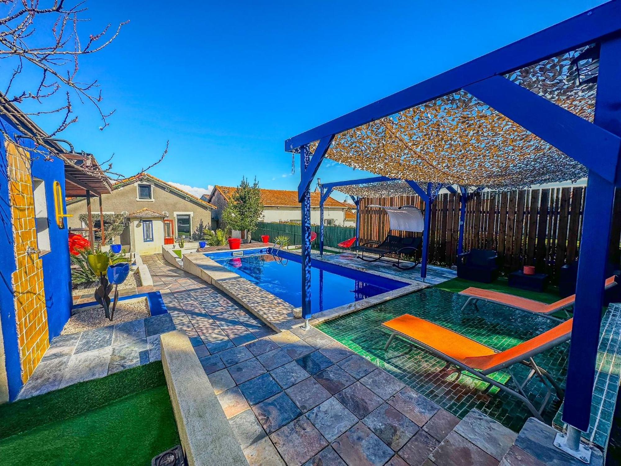 Loft Modern Avec Jardin Piscine Et Pool House Villa