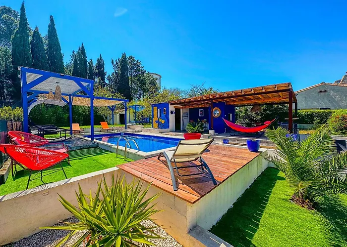 Loft Modern Avec Jardin Piscine Et Pool House